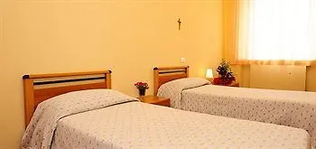 Mater Gratiae Hotel Perugia 2*,  Italy