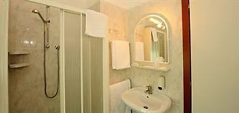 Mater Gratiae Hotel Perugia 2*,  Italy